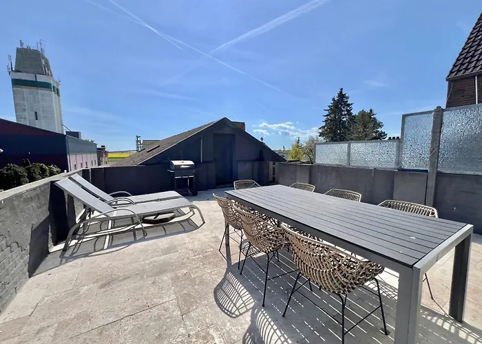 Historisches Amtshaus: Belvue Villa Femern